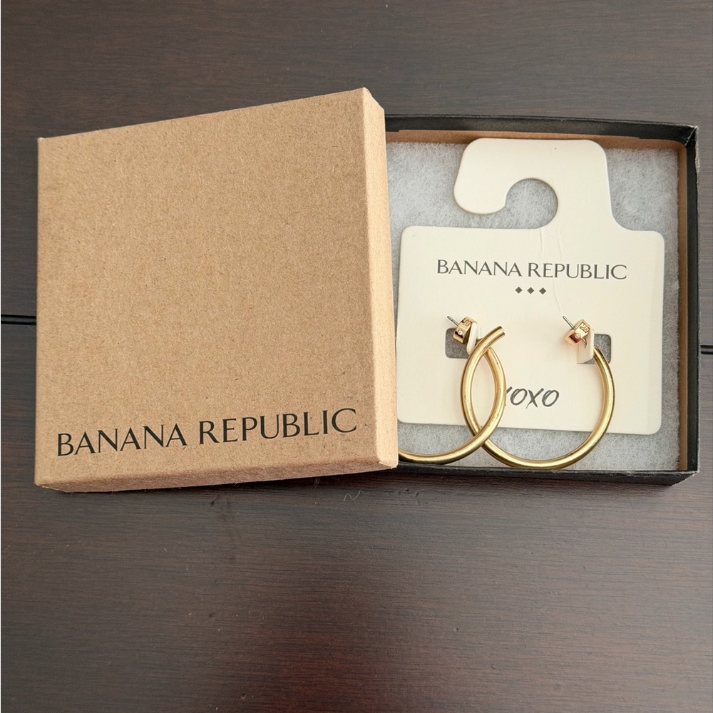 Banana Republic Classic Gold Hoop Earrings
